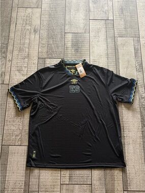 Umbro El Salvador Soccer Jersey Black Blue Yellow XXL Officially Licensed